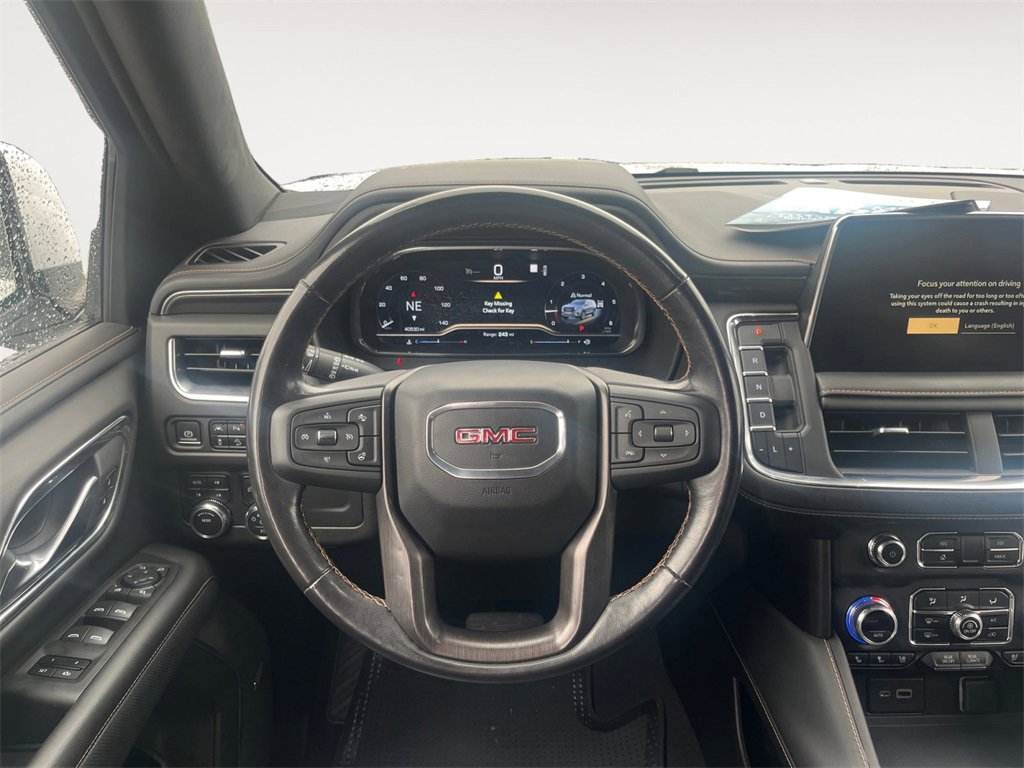 2023 Gmc Yukon AT4 photo 3