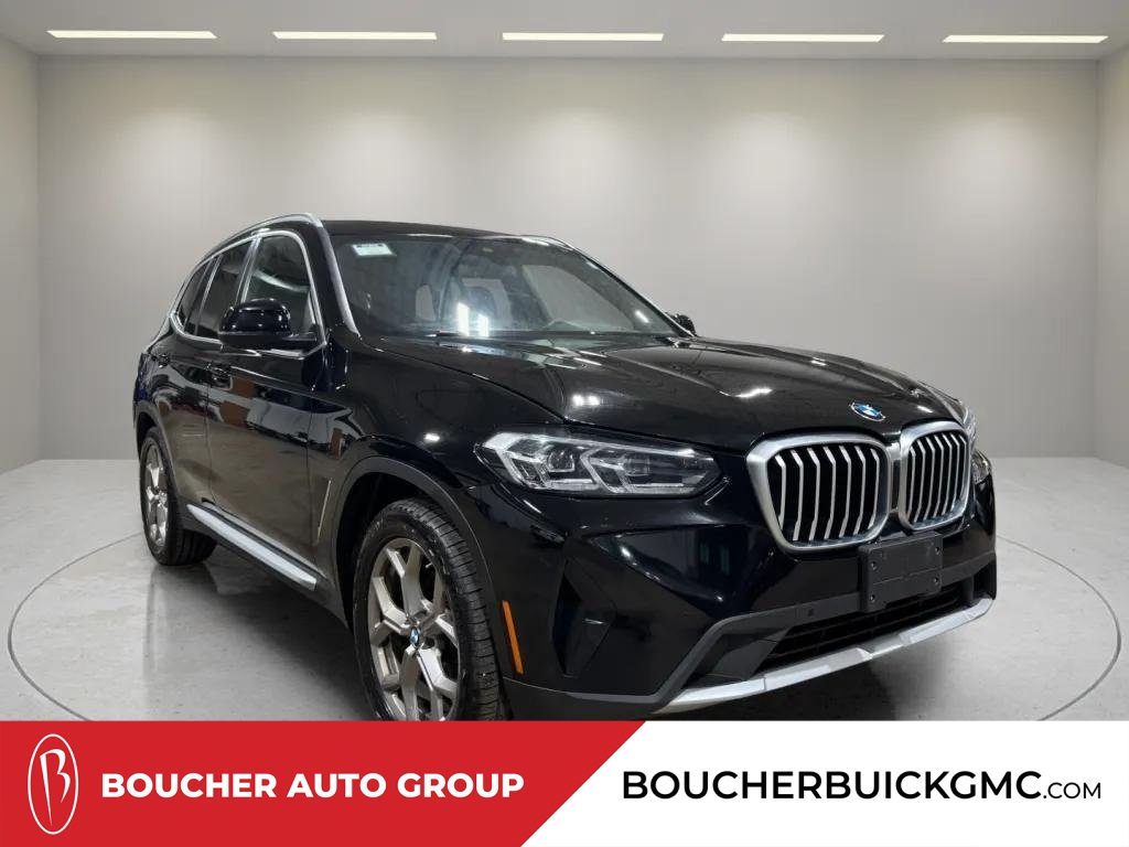 2022 BMW X3 30i's photo