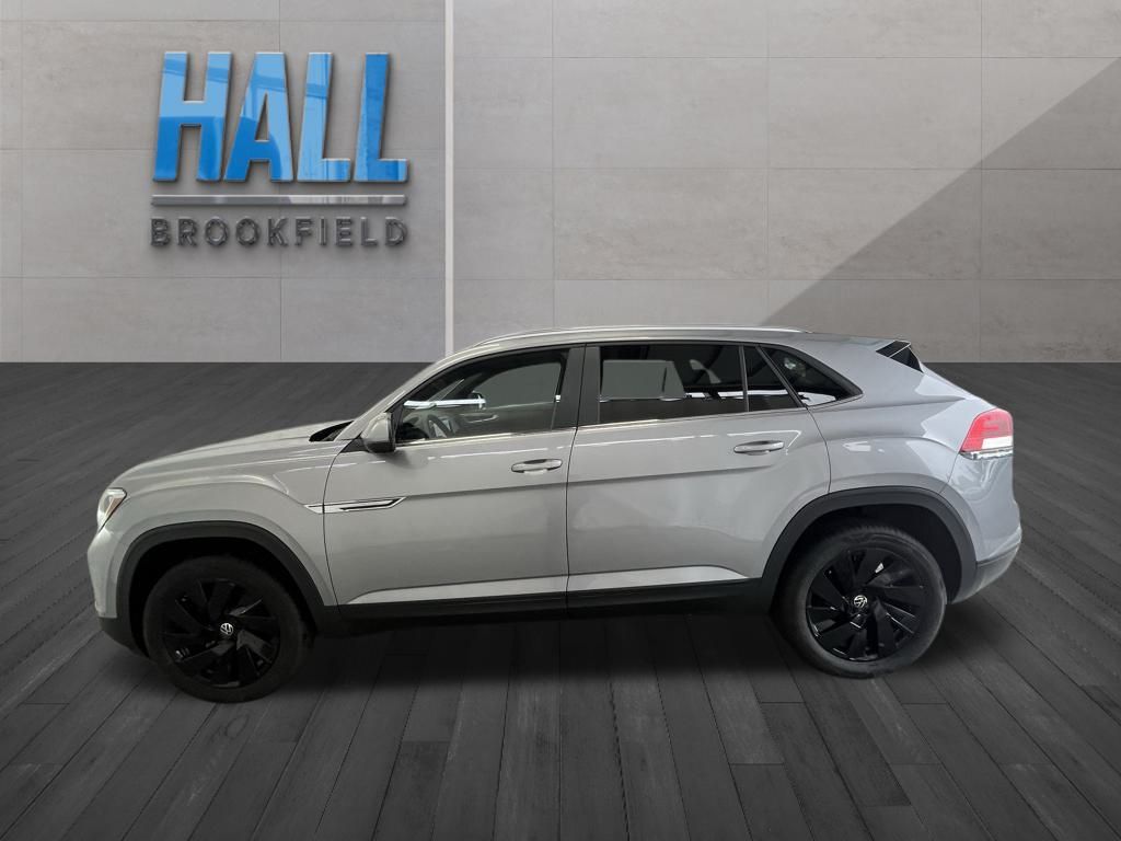 2024 Volkswagen Atlas Cross Sport SE Technology photo 2