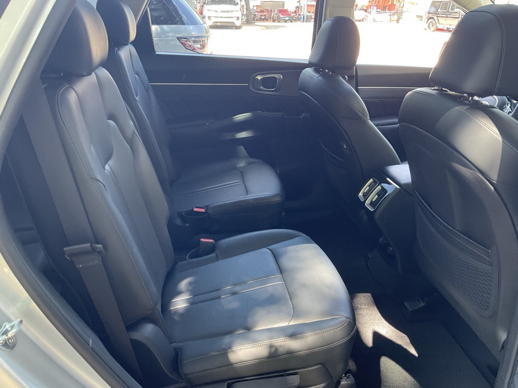 2021 Kia Sorento SX photo 14