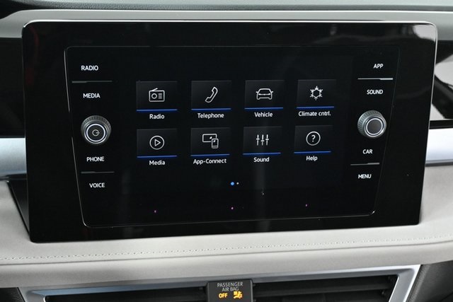 2025 Volkswagen Taos SE photo 13