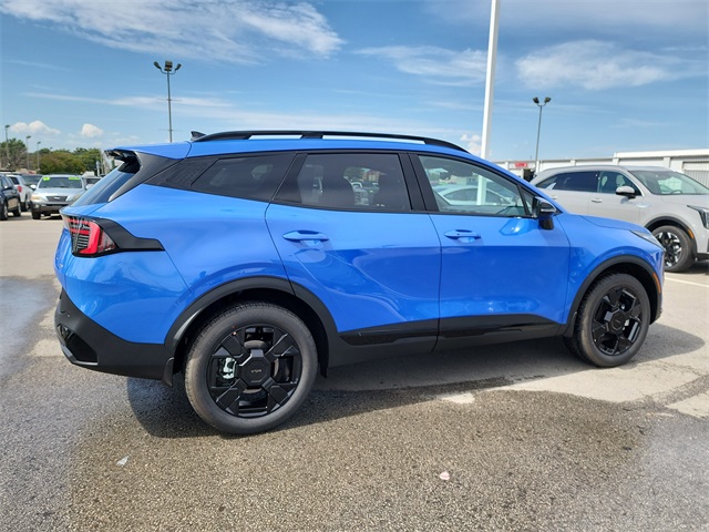 2026 Kia Sportage X-Line photo 2