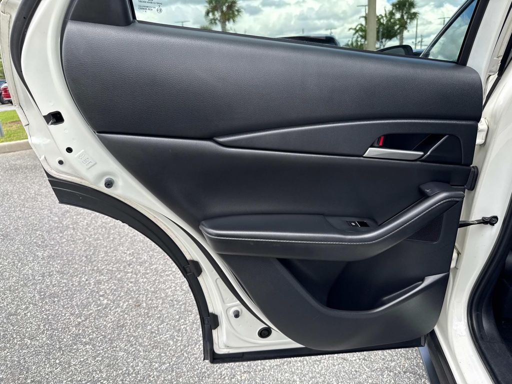 2021 Mazda CX-30 Select photo 11