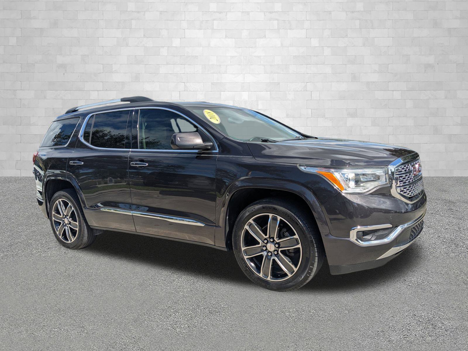 2018 GMC Acadia Denali's photo