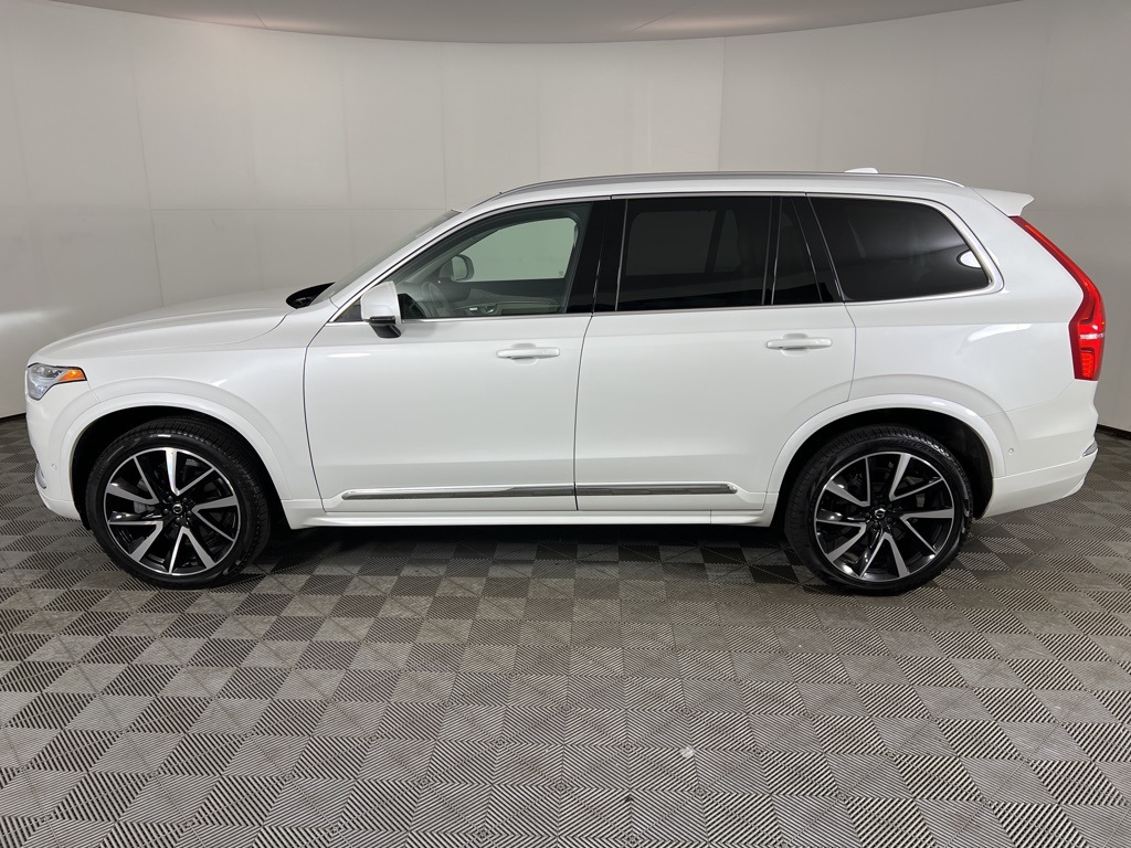 2024 Volvo XC90 Ultimate photo 9