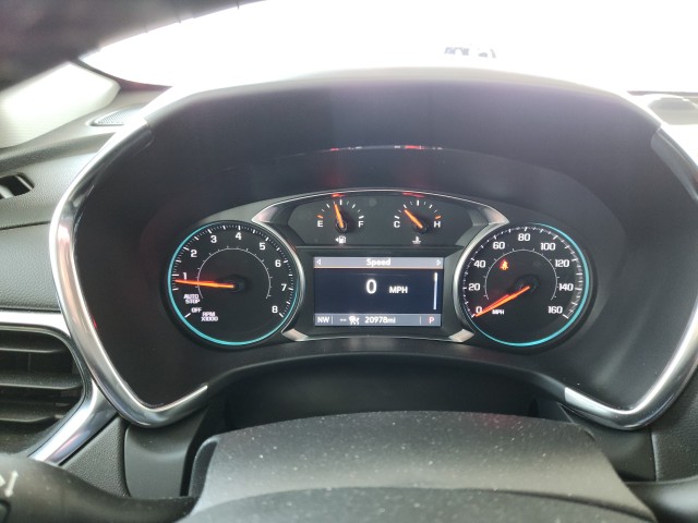 2024 Chevrolet Equinox LT photo 2