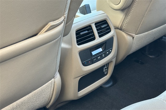 2020 Honda Pilot EX-L photo 14
