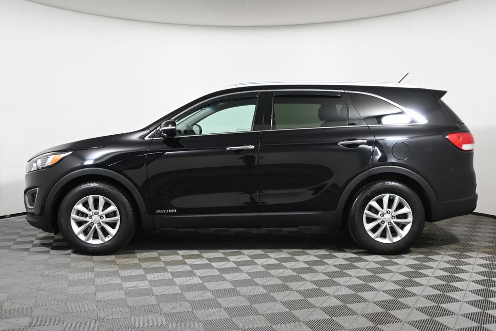 Used 2017 Kia Sorento LX with VIN 5XYPGDA58HG209827 for sale in Warwick, RI