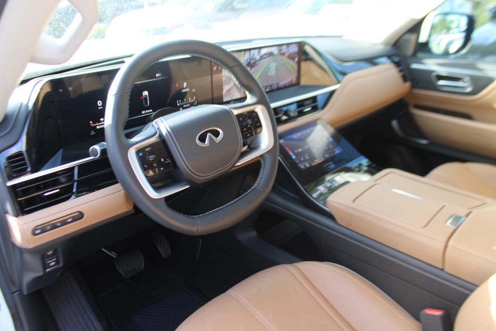 2025 Infiniti QX80 Sensory photo 4