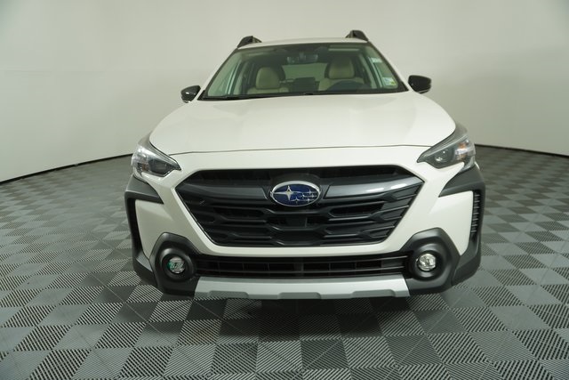 2025 Subaru Outback Limited XT photo 2