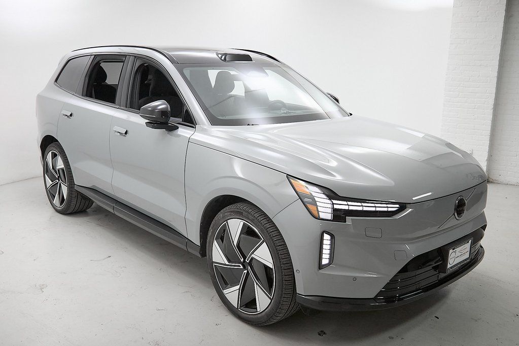 2025 VOLVO EX90 - Image 3