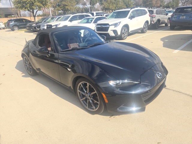2019 Mazda MX-5 Miata Grand Touring's photo