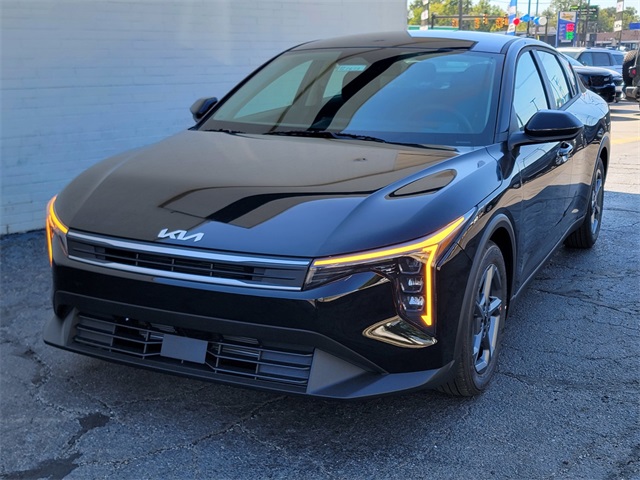 2025 Kia K4 LXS photo 6