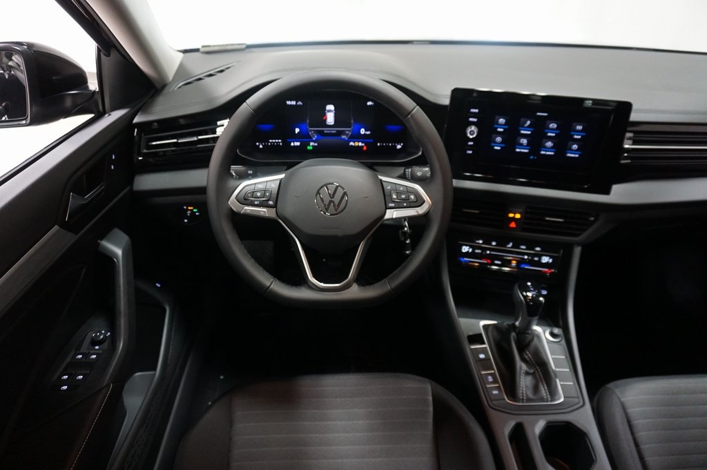 2025 Volkswagen Jetta 1.5T S photo 12