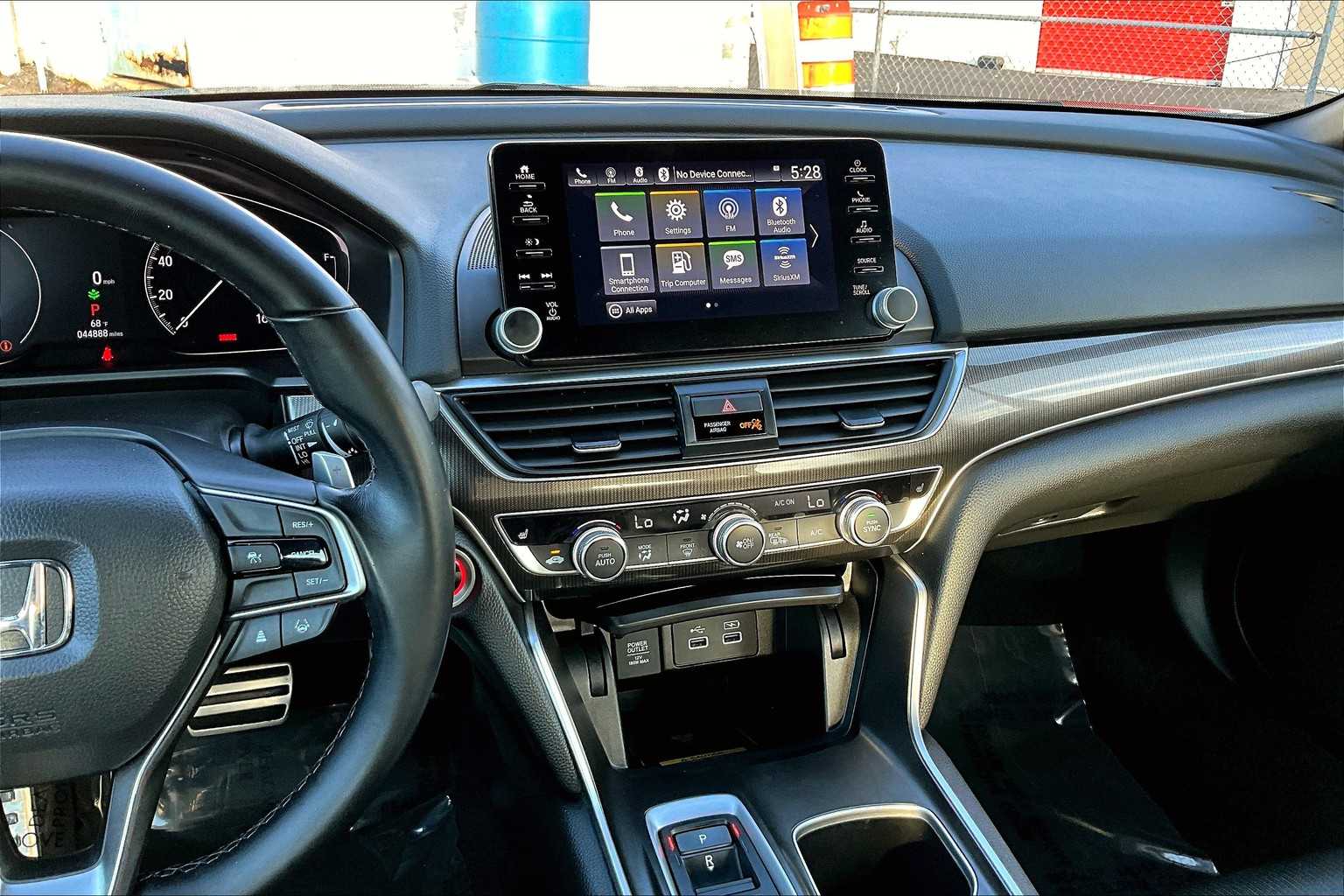 2022 Honda Accord Sport photo 6