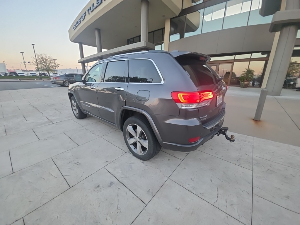 2015 Jeep Grand Cherokee Overland photo 4