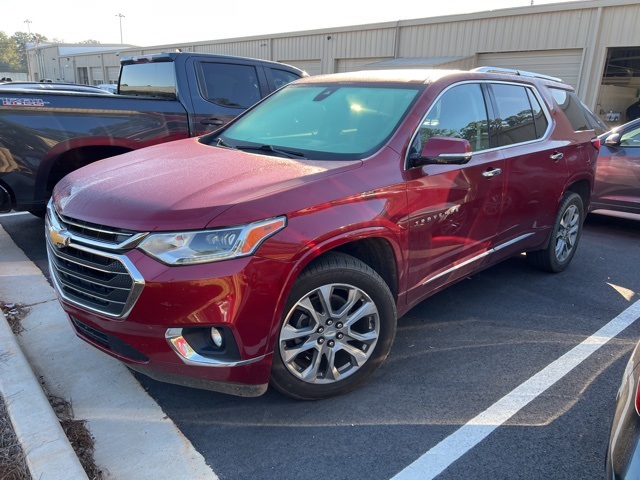 2020 Chevrolet Traverse Premier photo 2