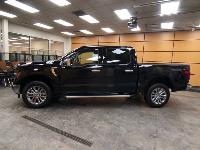 2025 Ford F-150 XLT photo 3