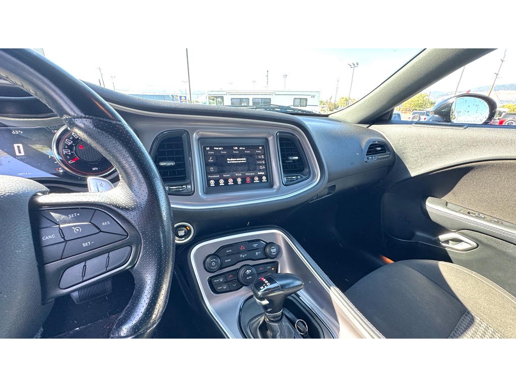 2022 Dodge Challenger GT photo 12
