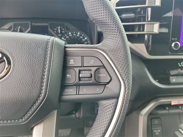 2025 Toyota Tundra SR5 CrewMax photo 22
