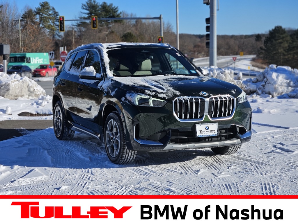 2024 BMW X1 28i's photo
