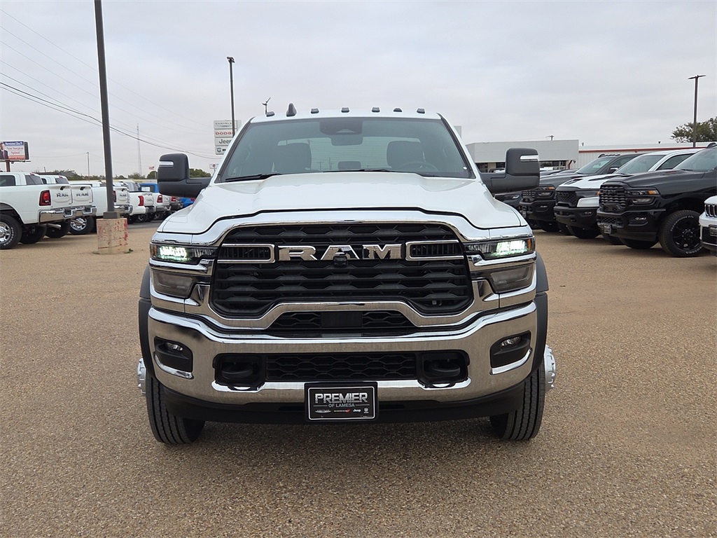 2026 Ram 5500 Tradesman photo 2