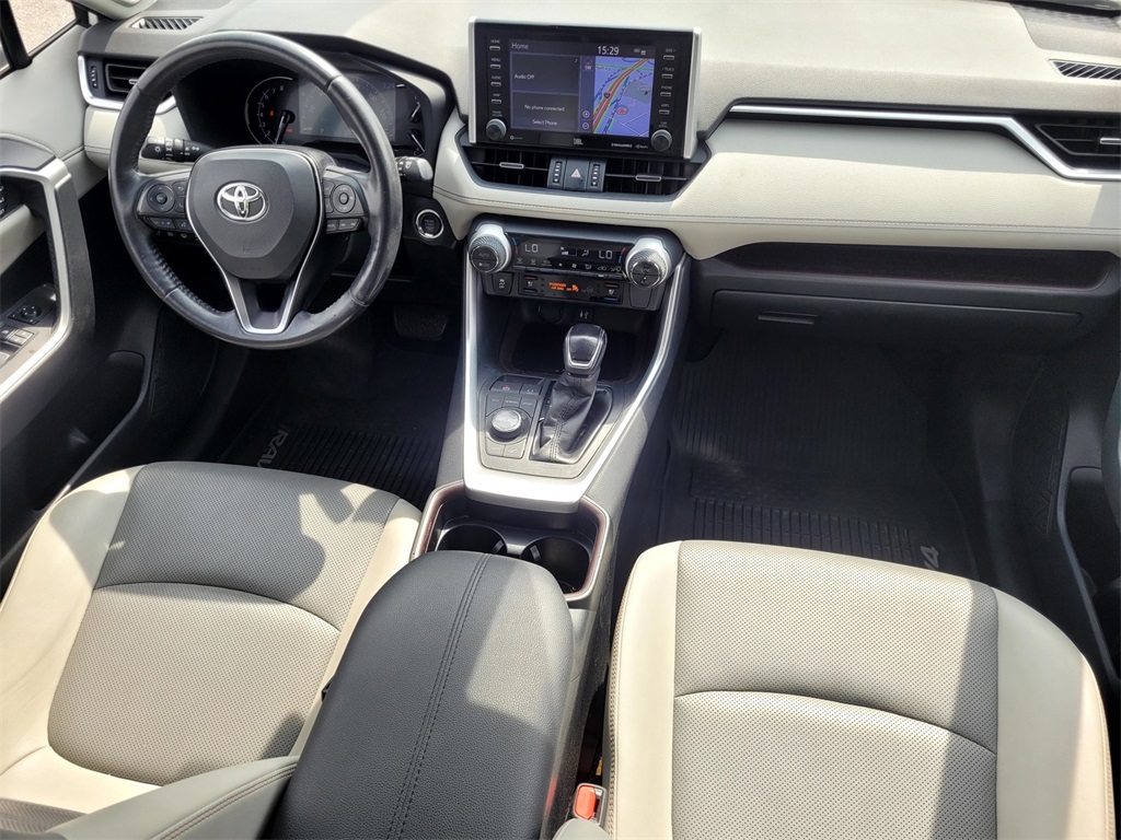 2019 Toyota RAV4 Limited photo 29