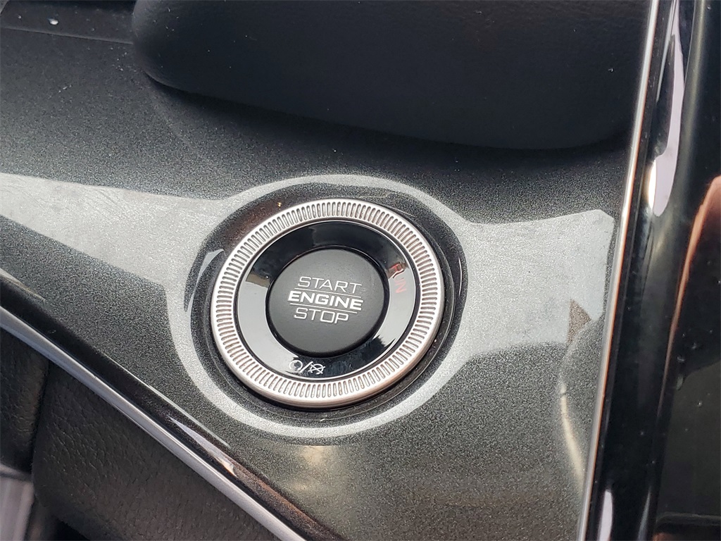 2022 Jeep Grand Cherokee Altitude photo 23