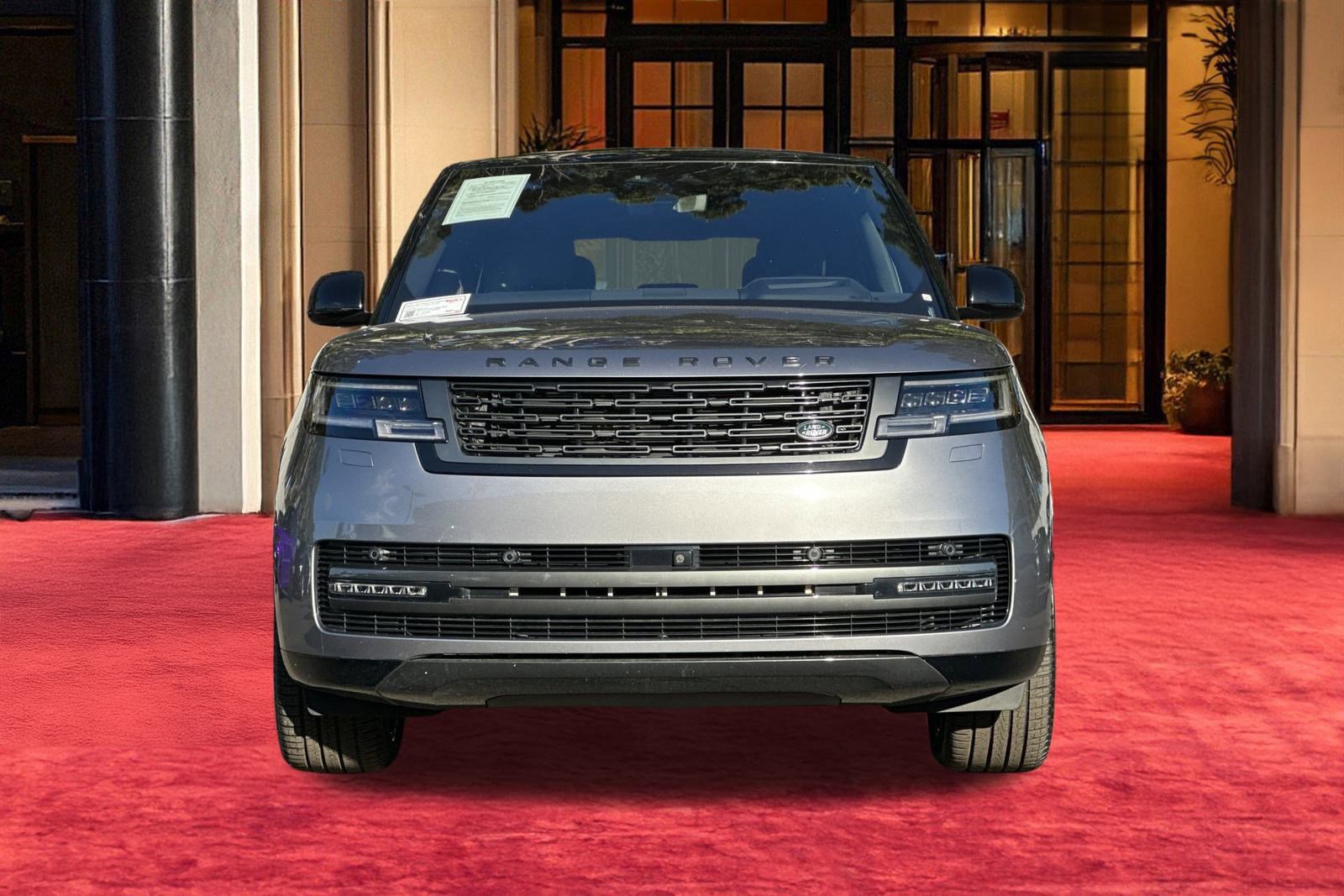 2023 Land Rover Range Rover Autobiography photo 6
