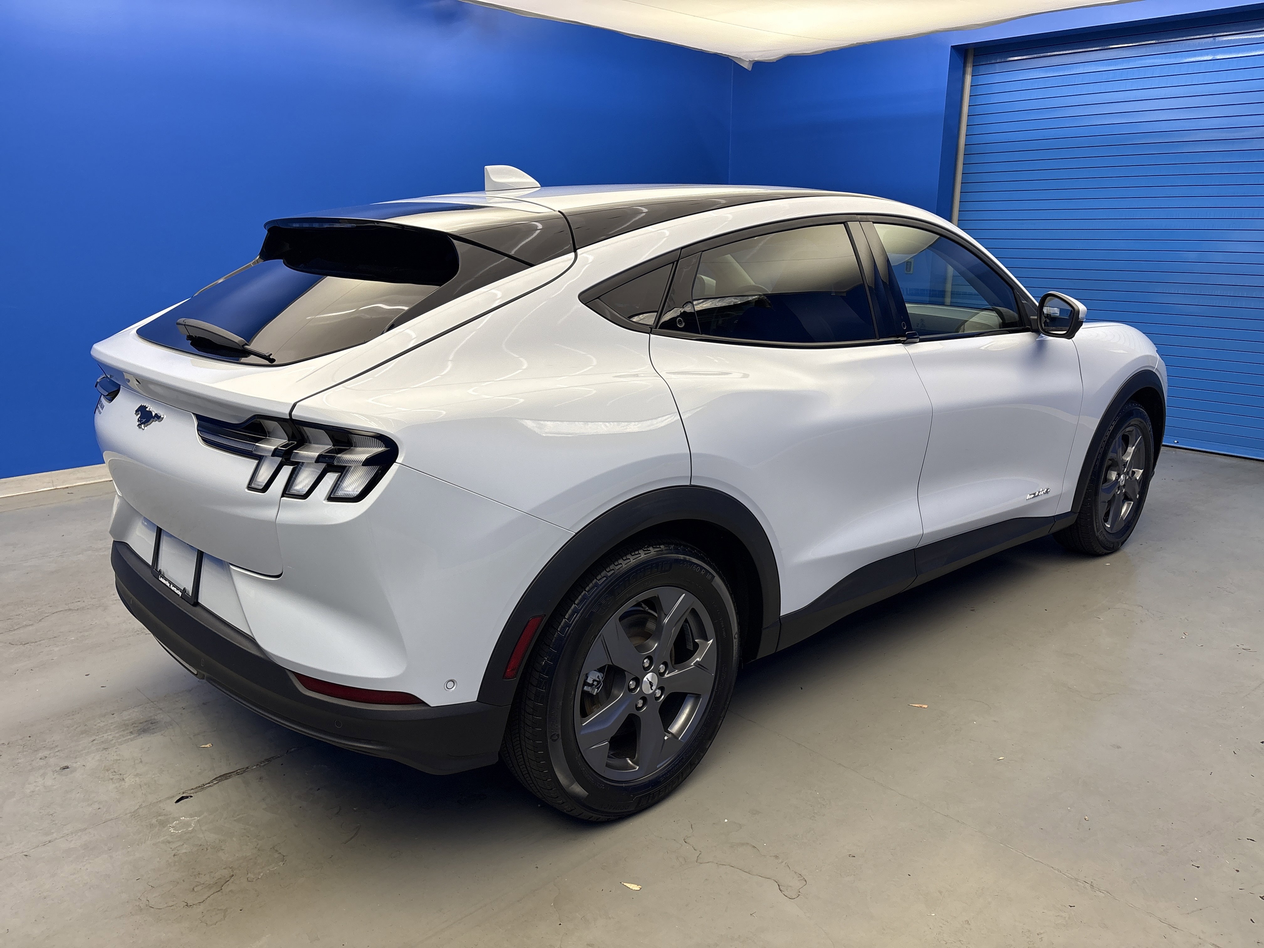 2022 Ford Mustang Mach-E Select photo 6