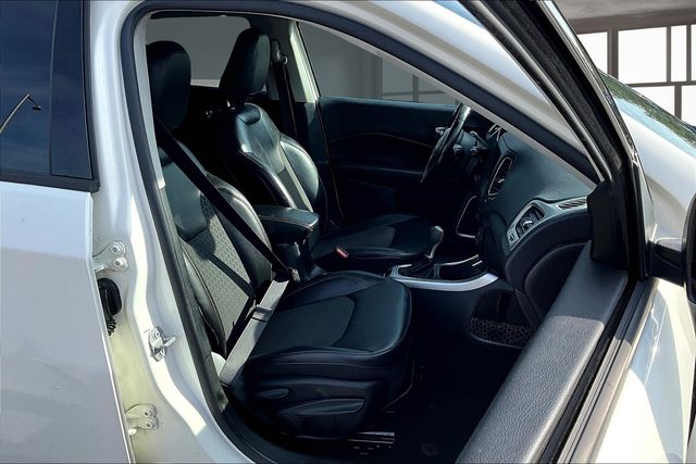 2019 Jeep Compass Latitude photo 7