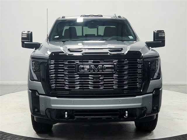 2025 Gmc Sierra 2500 HD Denali Ultimate photo 2