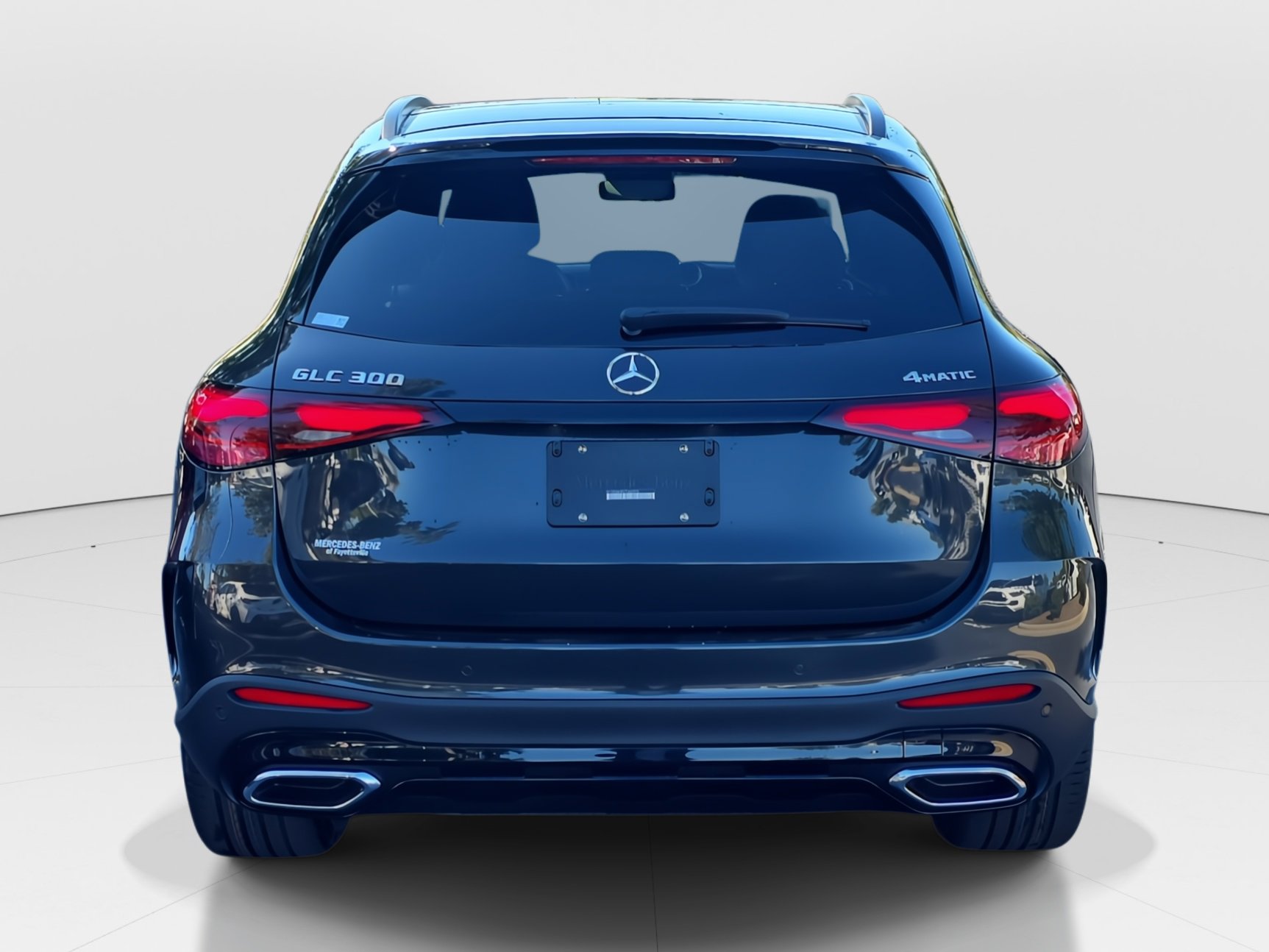 2026 Mercedes Benz GLC 300 4MATIC photo 4