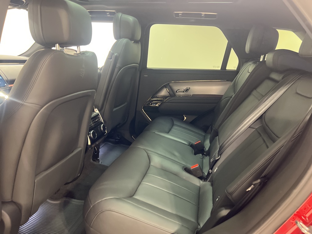 2025 Land Rover Range Rover Sport SE photo 21