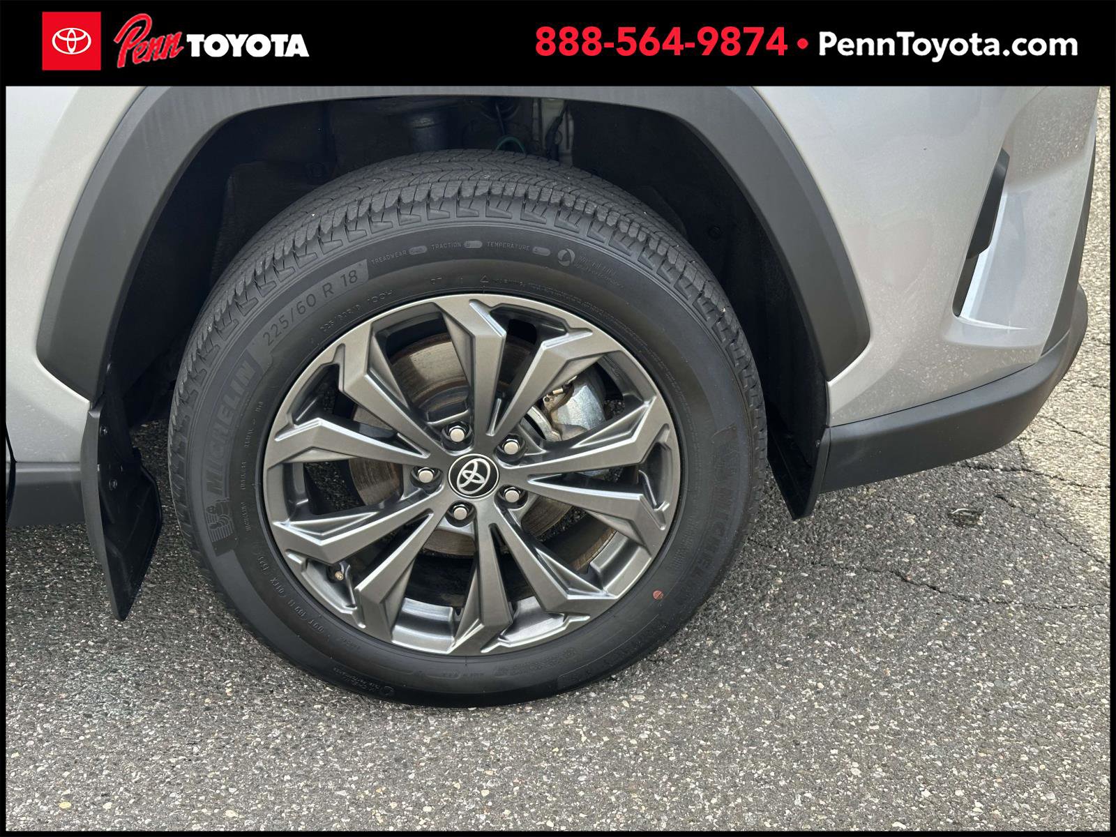 2023 Toyota RAV4 Hybrid XLE Premium photo 10