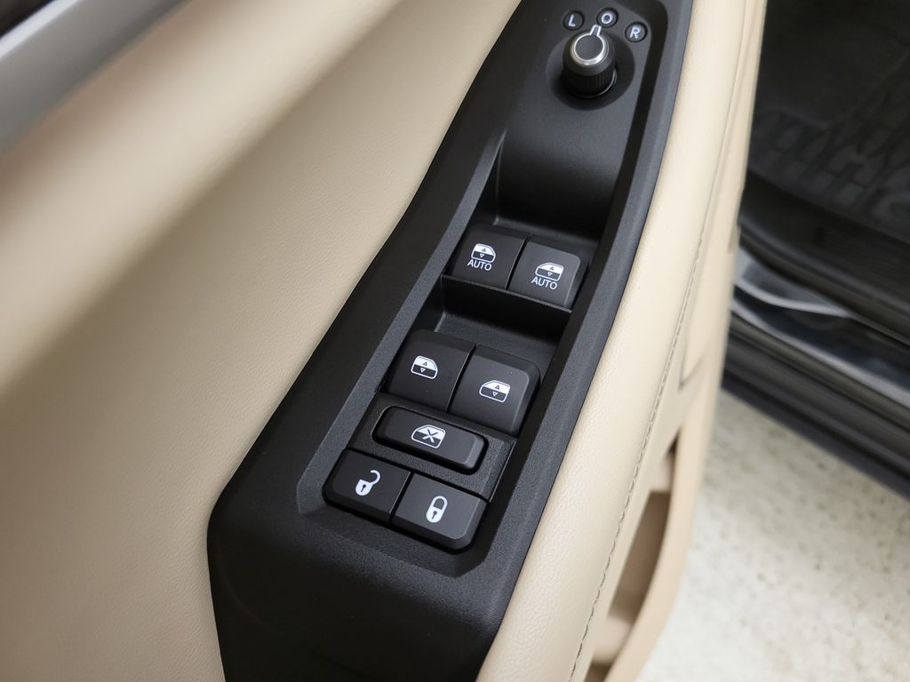 2021 Jeep Grand Cherokee Limited photo 34