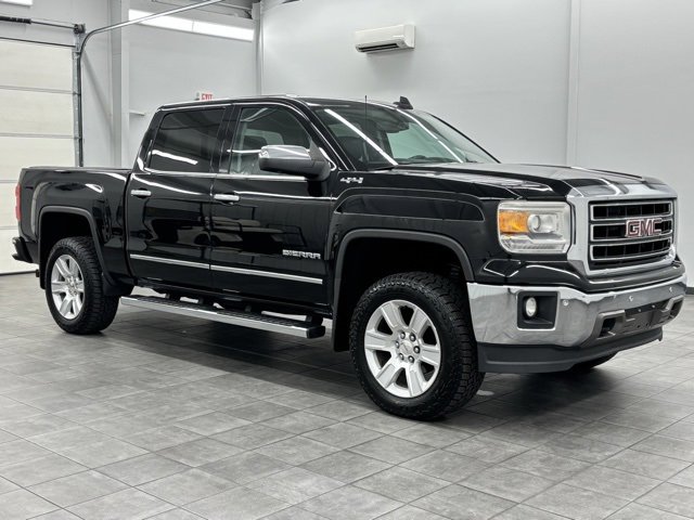 2015 GMC Sierra 1500 SLT's photo