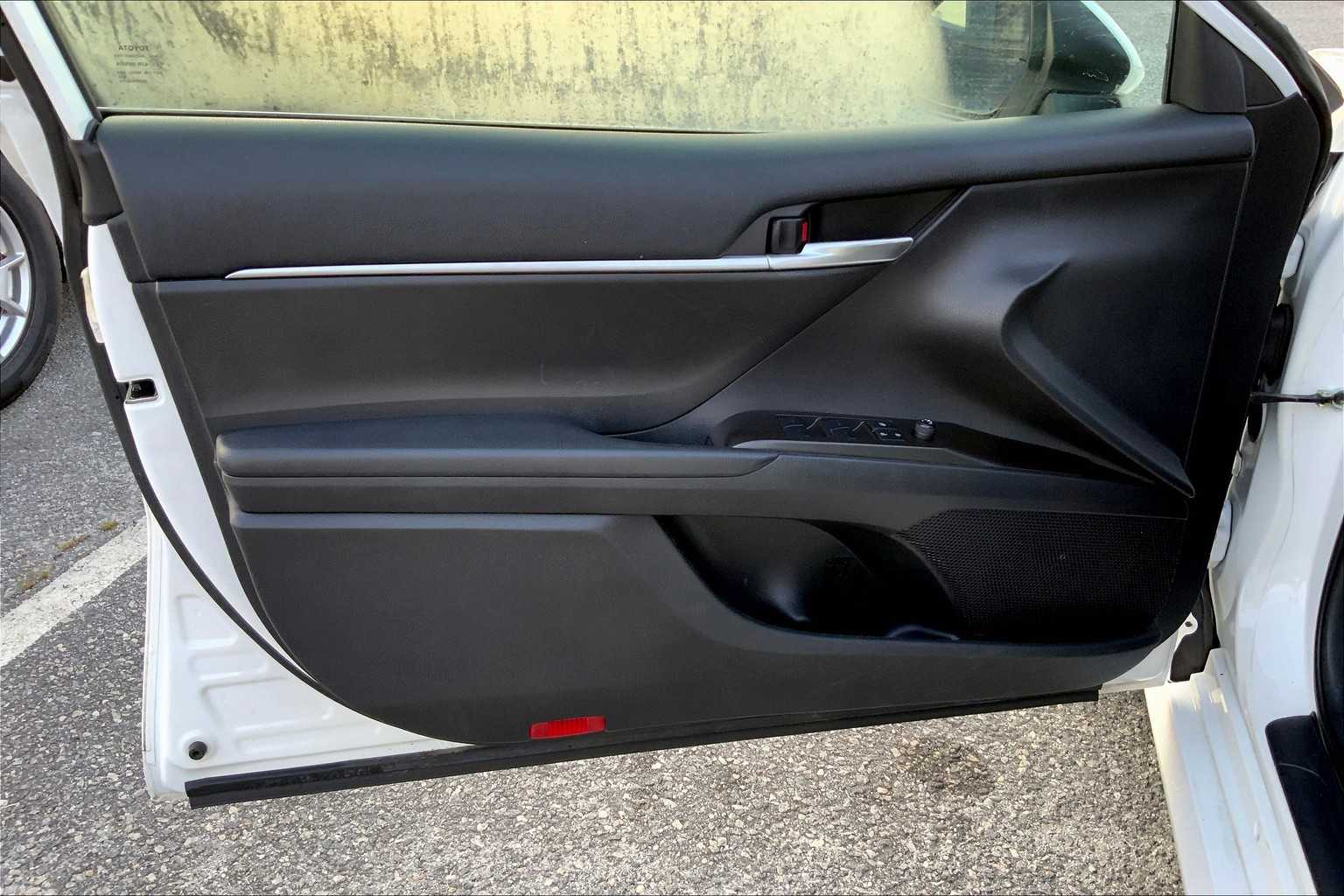 2023 Toyota Camry LE photo 38