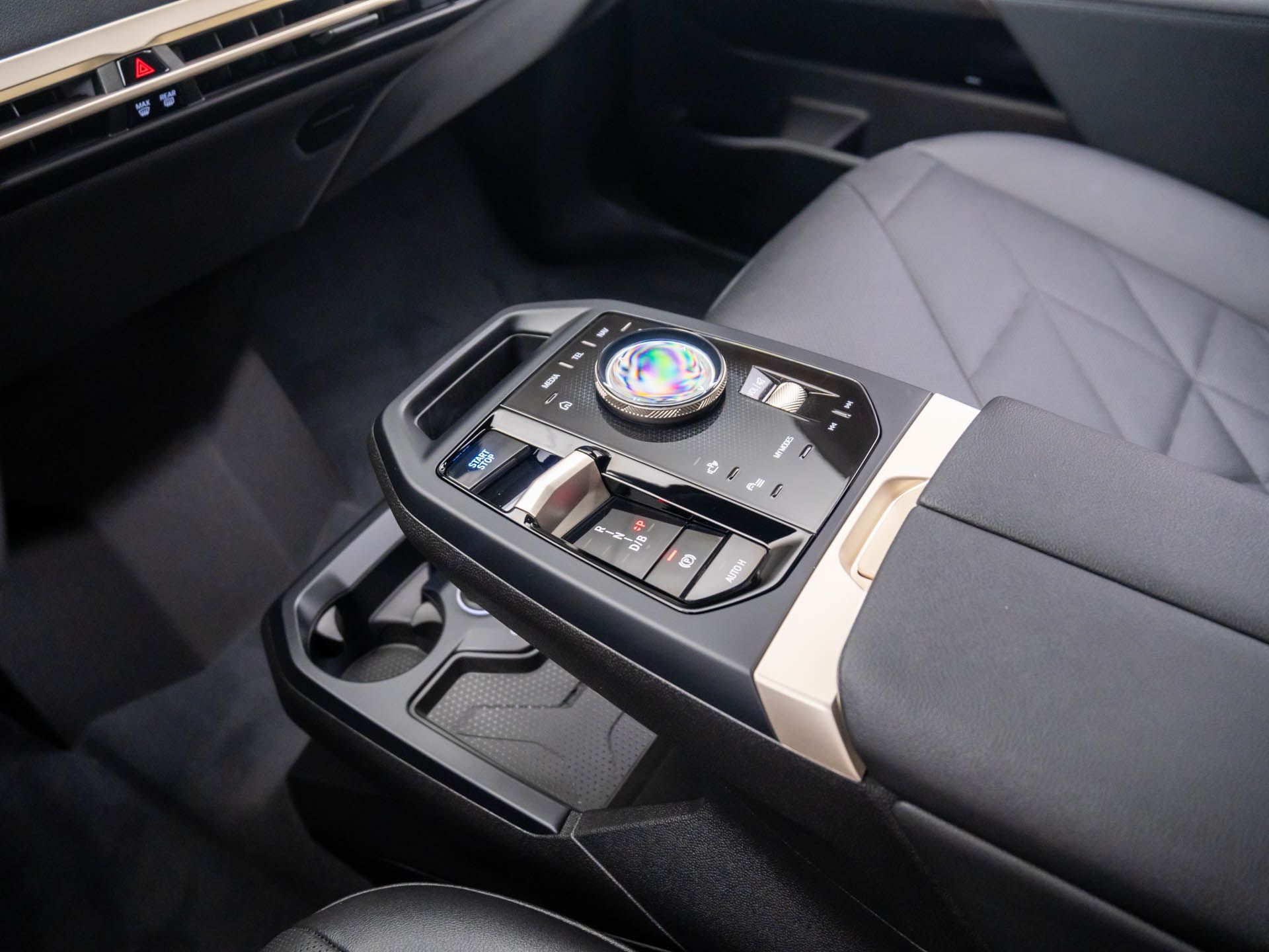 2025 Bmw iX photo 8