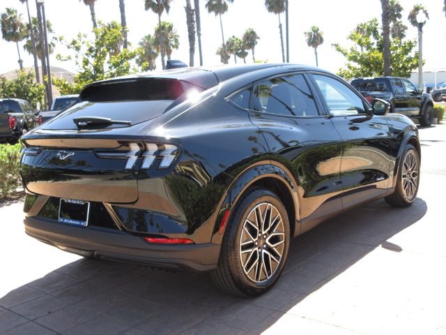2025 Ford Mustang Mach-E Premium photo 3