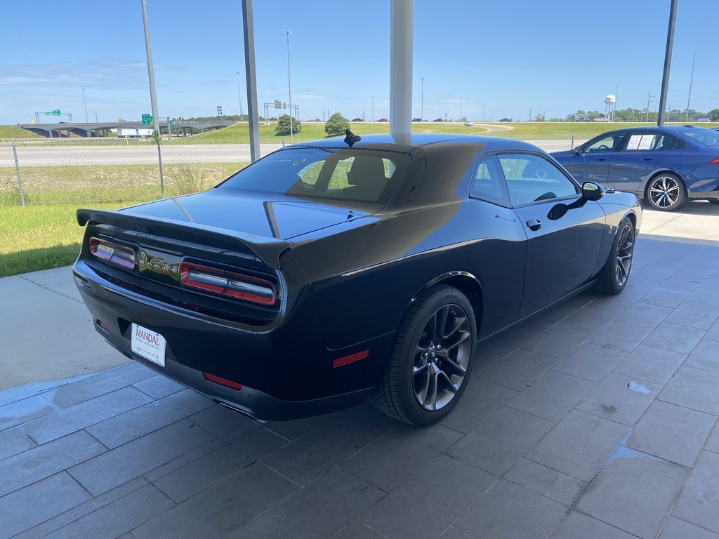 2023 Dodge Challenger R/T Scat Pack photo 5