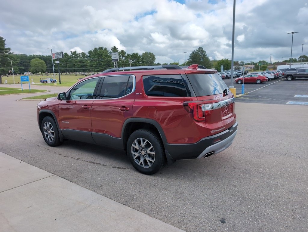 2023 Gmc Acadia SLT photo 3