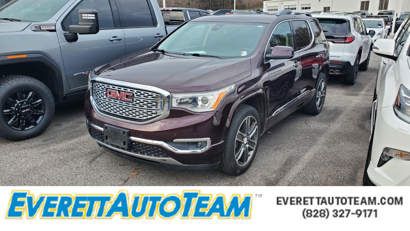 2017 GMC Acadia Denali's photo