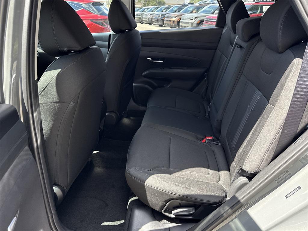 2026 Hyundai Tucson SEL photo 11