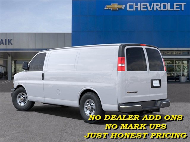 2025 Chevrolet Express Cargo 2500 photo 2