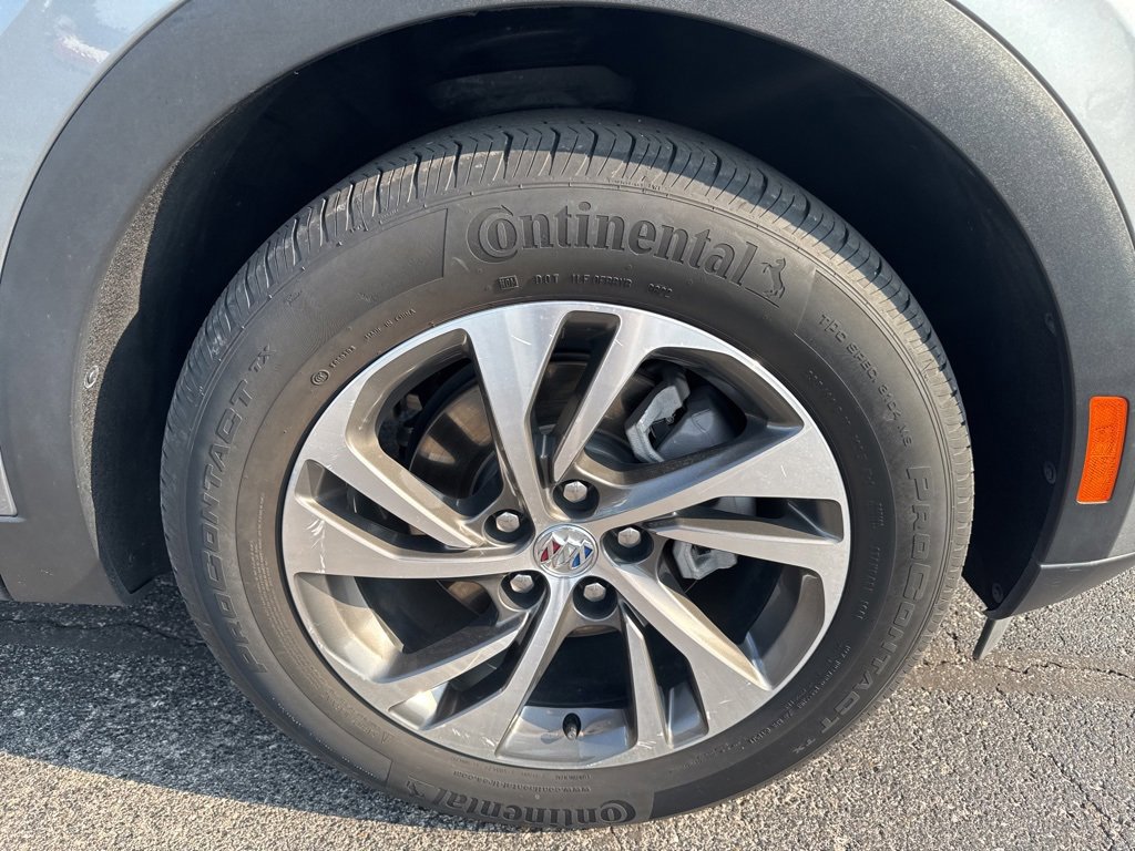 2023 Buick Envision Essence photo 8