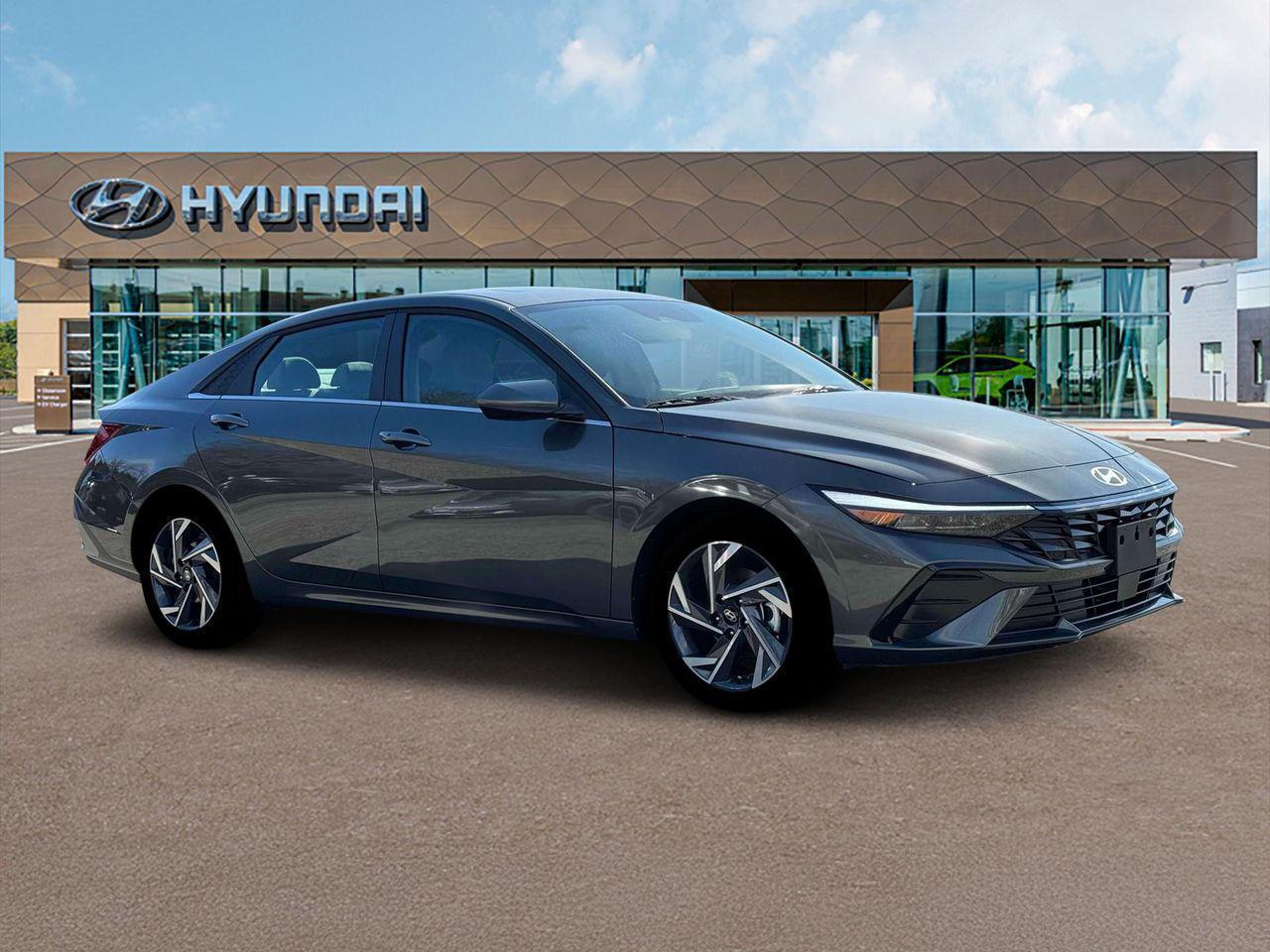 2025 Hyundai Elantra SEL Convenience photo 9