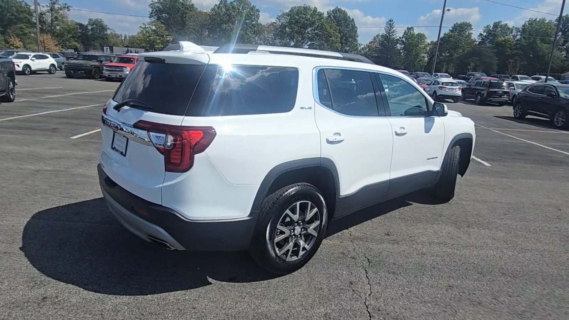 2023 Gmc Acadia SLE photo 43