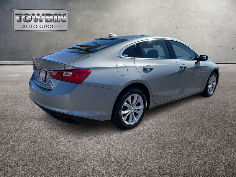 2024 Chevrolet Malibu 1LT photo 4