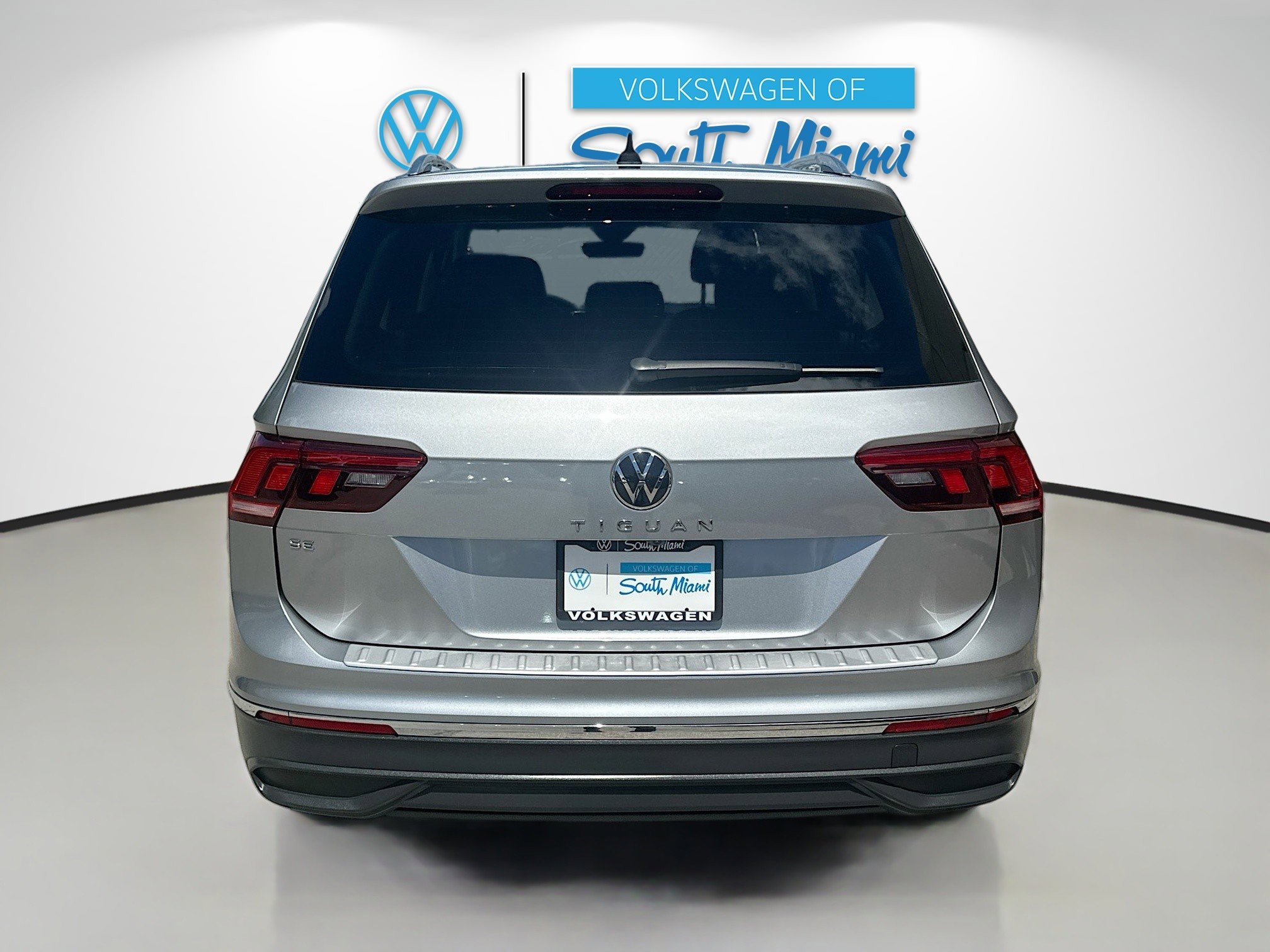 2024 Volkswagen Tiguan SE Wolfsburg Edition photo 4